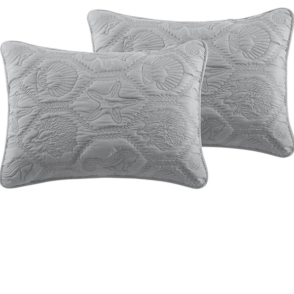 NWT VCNY Home King Quilt Set: Charming Beach Bedding Design in gray - Picture 4 of 7